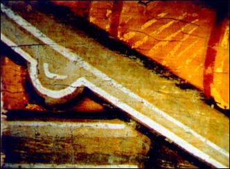 Зелёные и серые стены, желтый свод с золотыми и красными орнаментами, пробела и черные контуры в изображении архитектурных деталей на иконе «Благовещение» (начало XV в.) из Праздничного ряда иконостаса Благовещенского собора Московского Кремля. Желтая и коричневая охры, натуральный малахит, натуральный азурит, уголь, свинцовые белила, киноварь, сусальное золото. Фотосъемка через бинокулярный микроскоп, увеличено в 6 раз